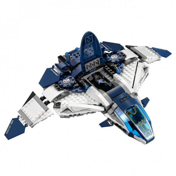 Конструктор LEGO Super Heroes 76032 Погоня на Квинджете Мстителей в Казани