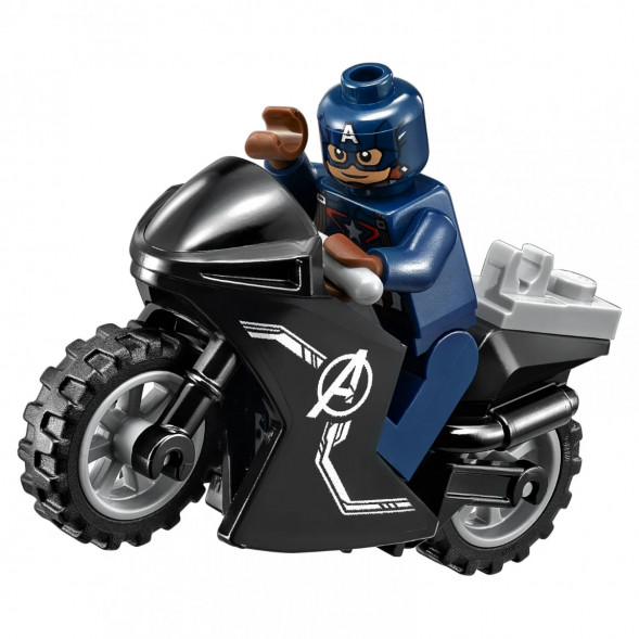 Конструктор LEGO Super Heroes 76032 Погоня на Квинджете Мстителей в Казани