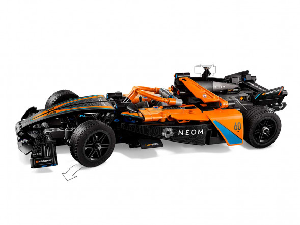 Конструктор LEGO Technic 42169 Гоночная машина NEOM McLaren Formula E в Казани