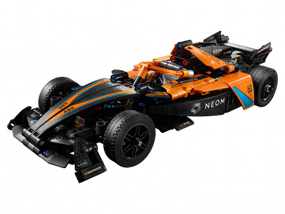 Конструктор LEGO Technic 42169 Гоночная машина NEOM McLaren Formula E в Казани